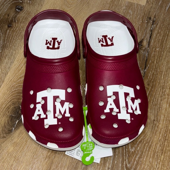 CROCS Other - CROCS Men’s Maroon and White Texas A&M Logo Clog